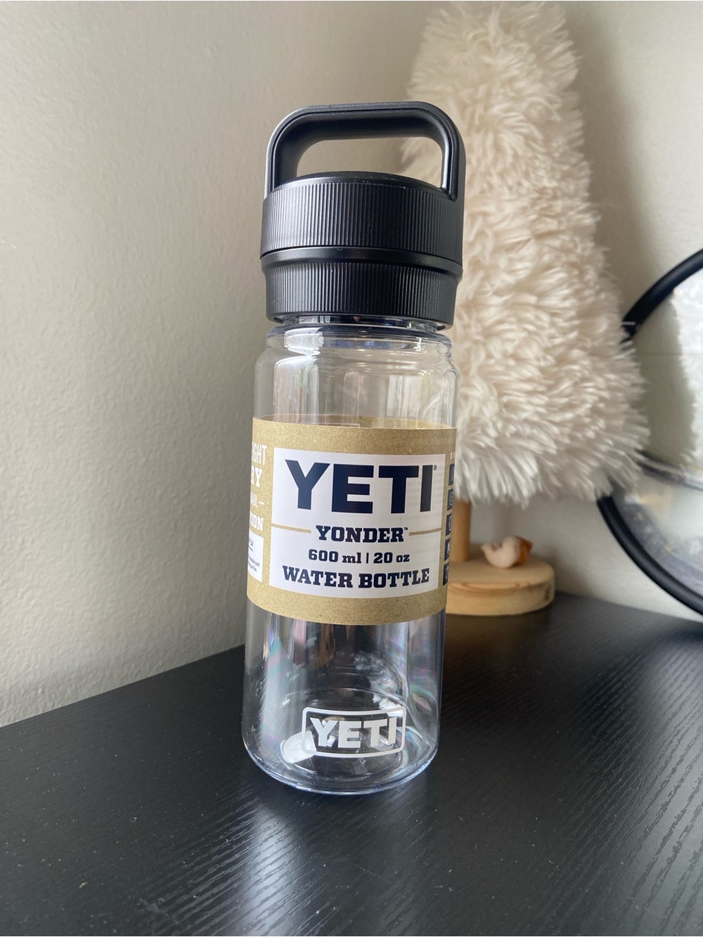 YETI Yonder 600 ml / 20 oz Plastic Reusable Water Bottle NWT
